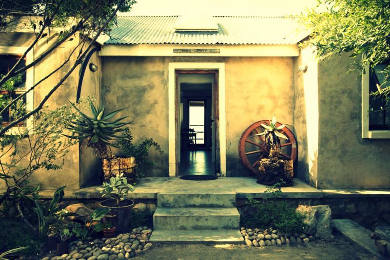 Stone Cottage Self-Catering Apartments 普勒滕贝格湾 外观 照片